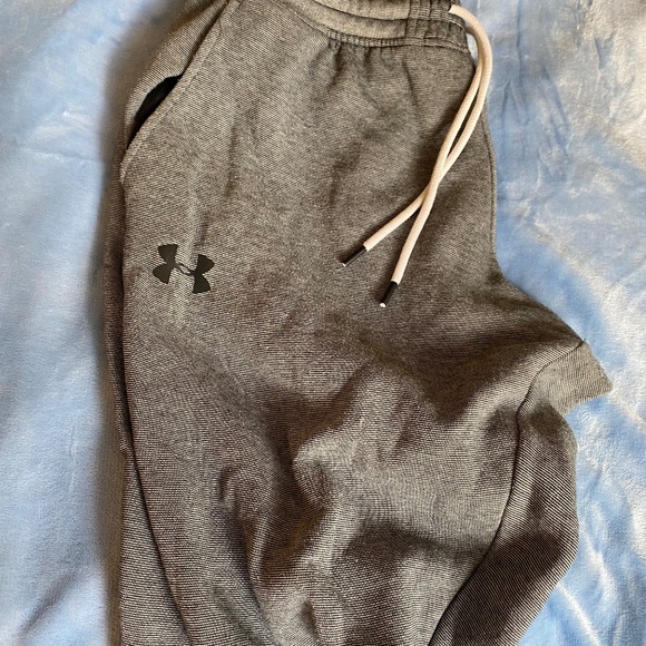 Under Armour mens finely striped grey/black thick comfy  sweats… - Picture 1 of 8